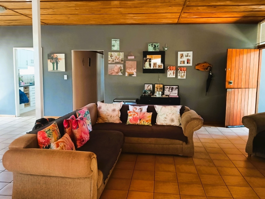 3 Bedroom Property for Sale in West Bank Western Cape